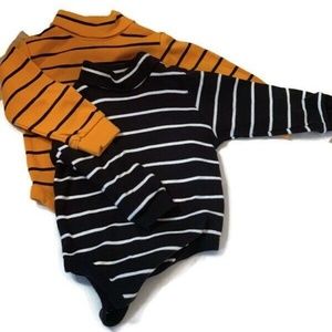 CHILDREN PLACE Set Of 2 Boys Turtle Neck with Snap